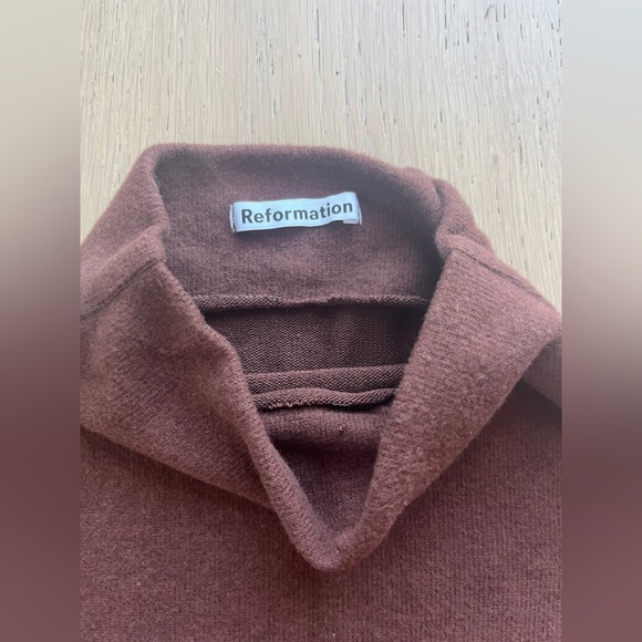Reformation Chocolate Brown Turtleneck Sweater - Picture 5 of 8